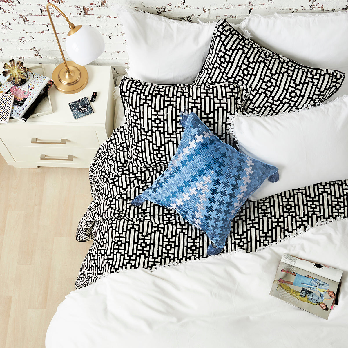 Pepi Pillow