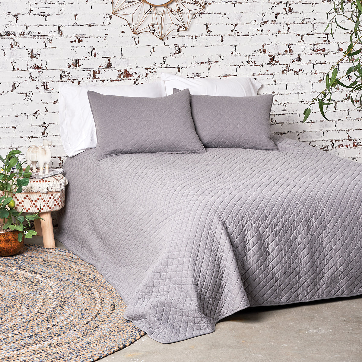 jersey gray quilt