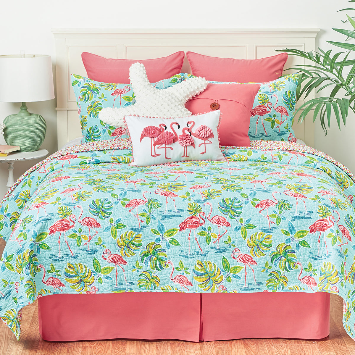 Flamingo Garden Quilt Set