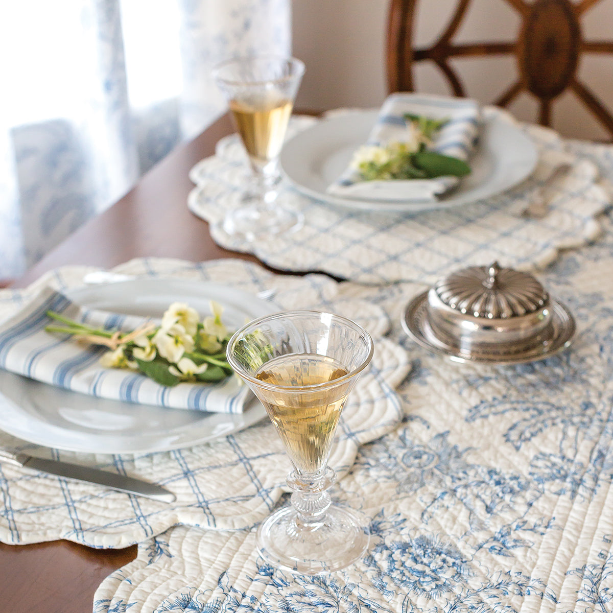 Clementina Table Linens