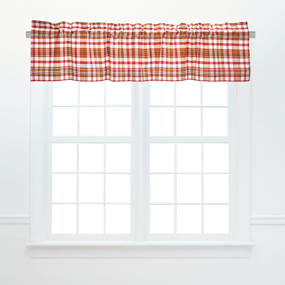 Abingdon Plaid Valance