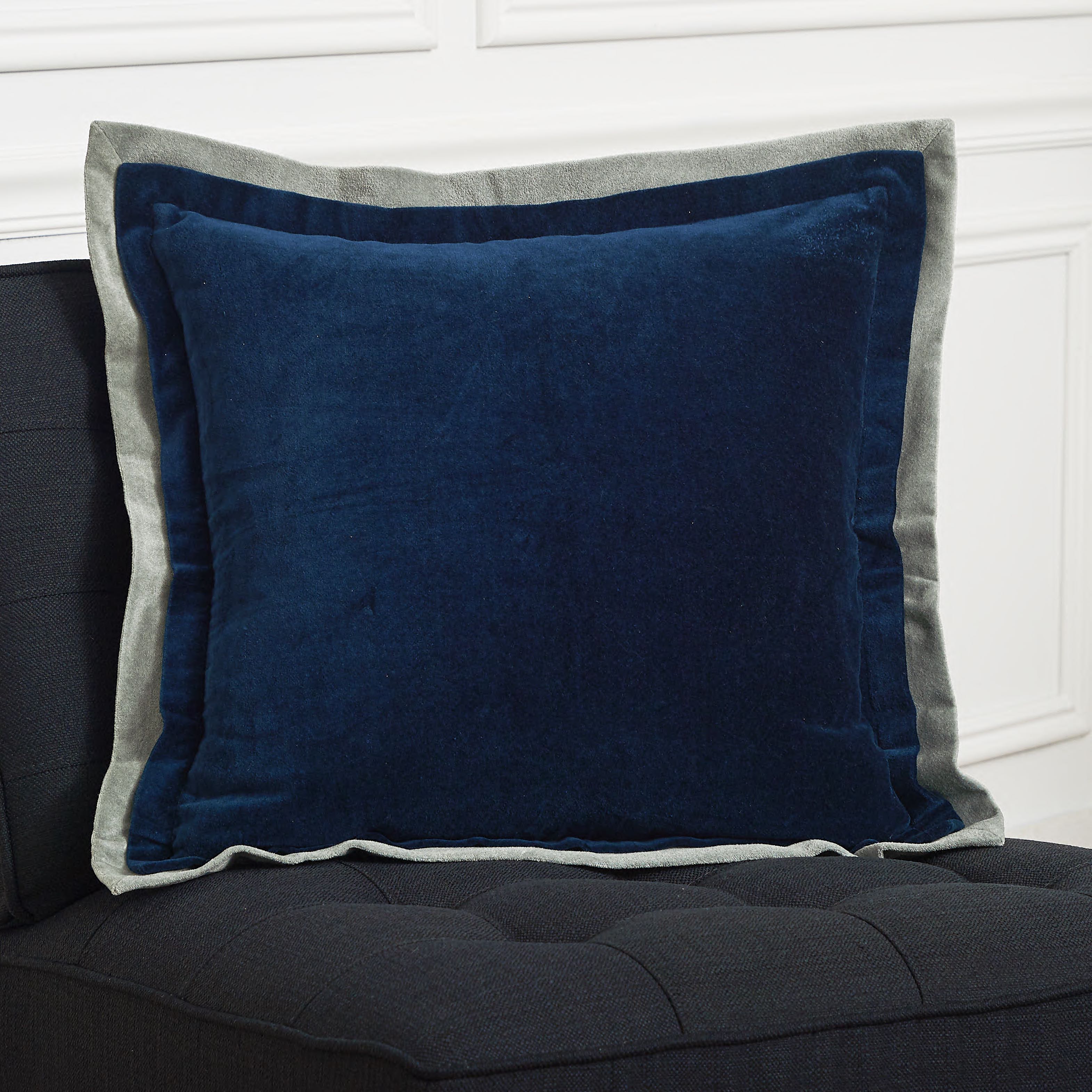 Sancia Pillow
