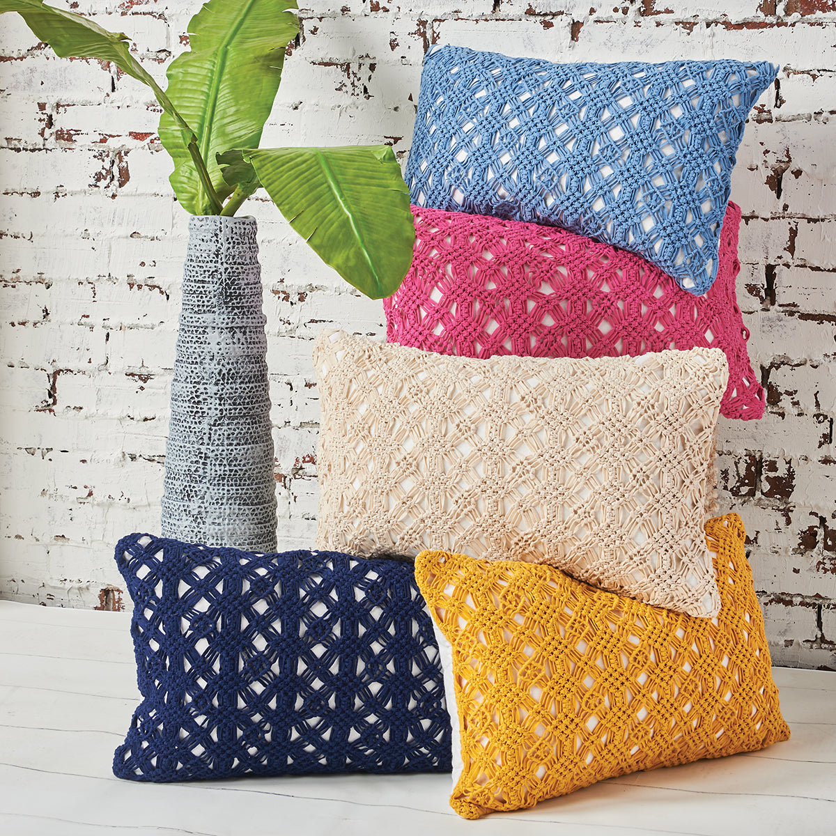 clyde pillow