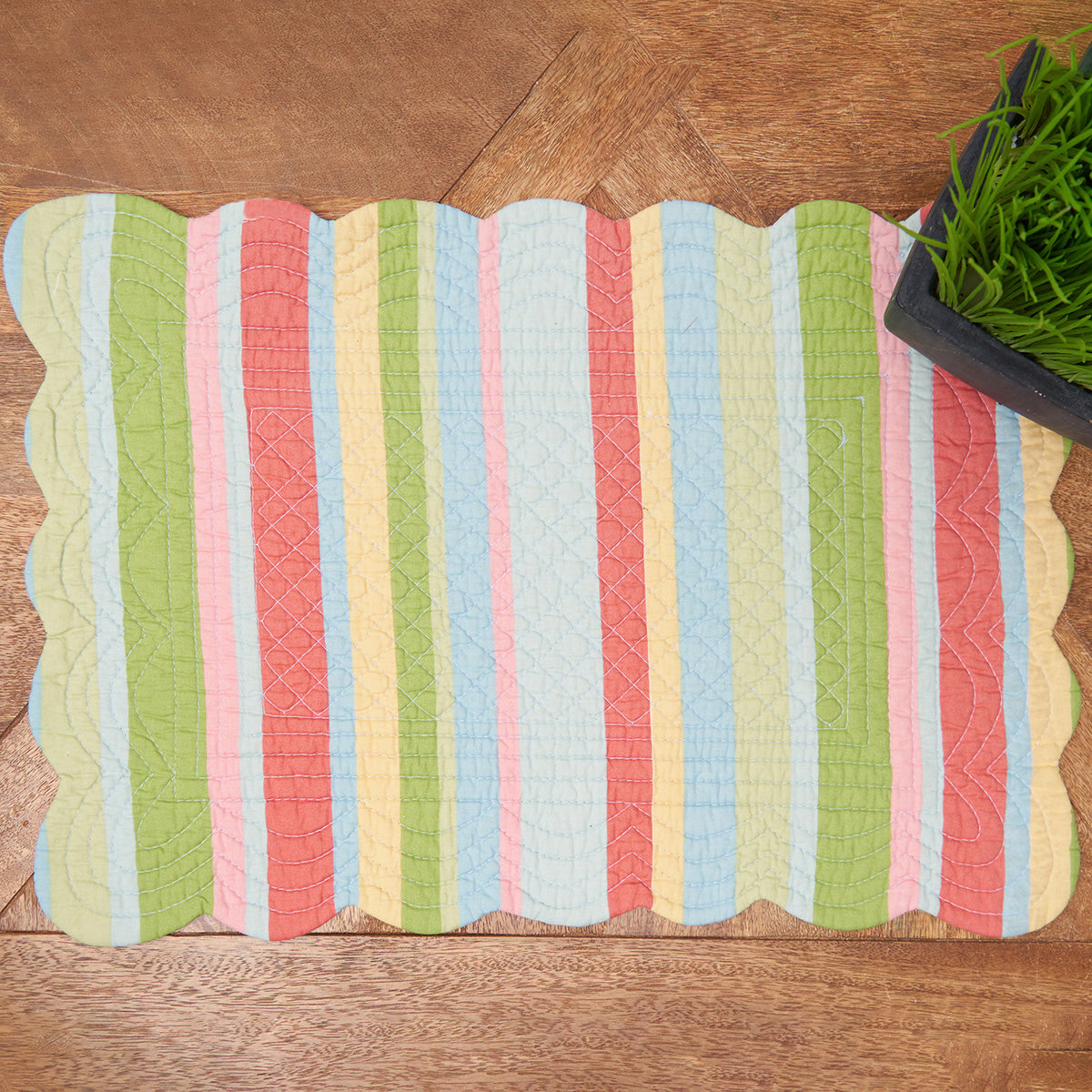 Bright Paisley Quilted Placemat