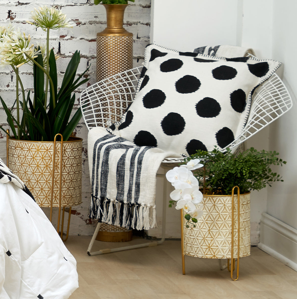dot pillow