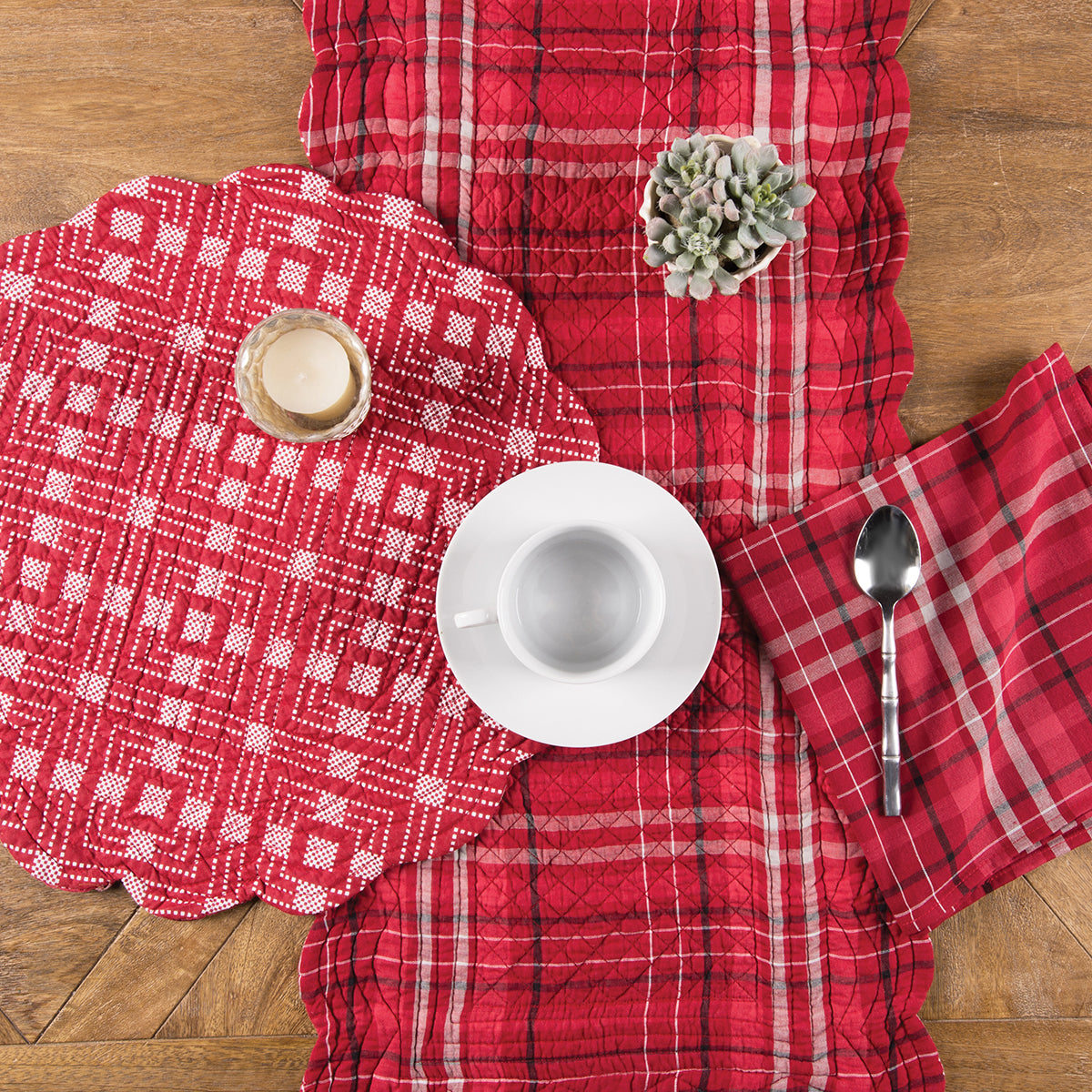 Andrew Red Table Linens