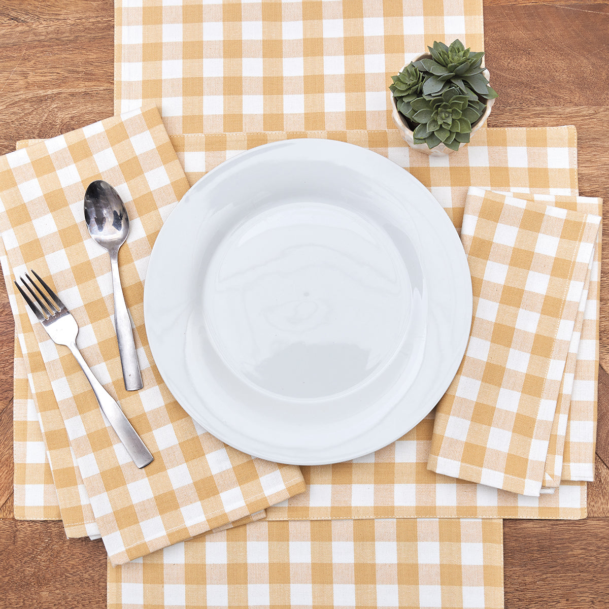 Ashford Table Linens