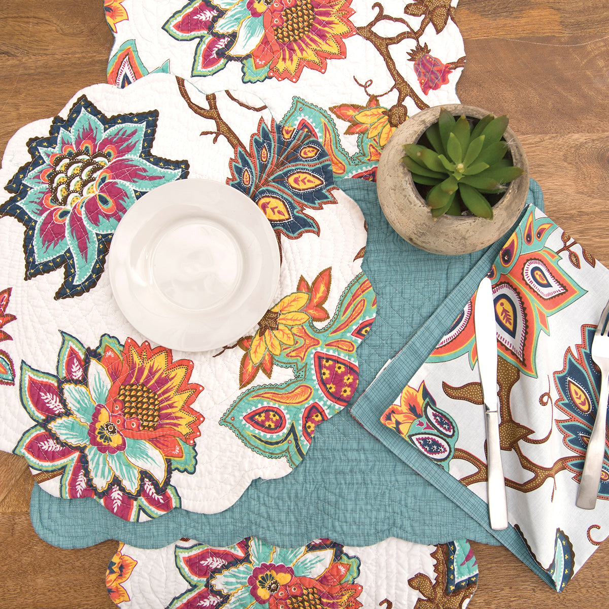 Aurora Table Linens