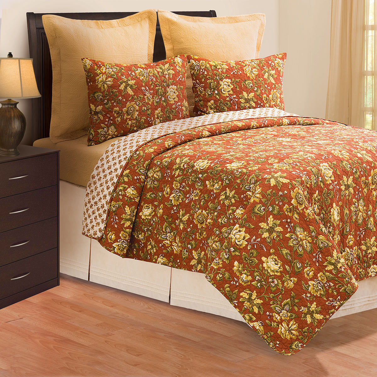 Estelle Quilt Set
