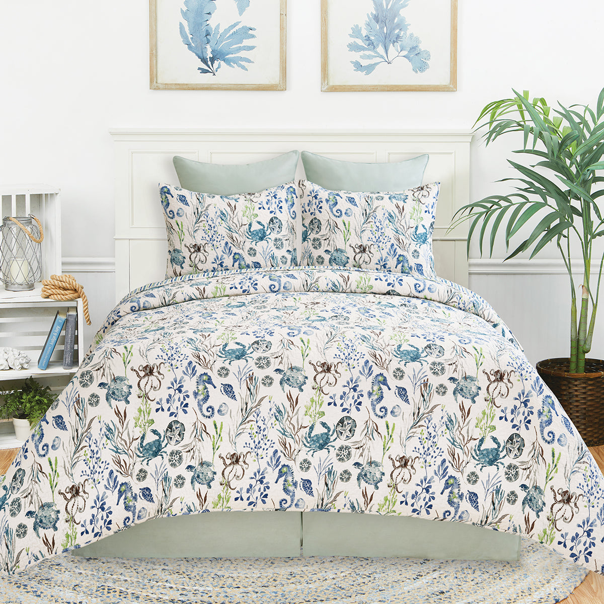 Crescent Bay Quilt Set