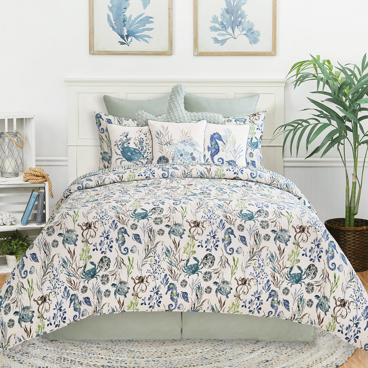 Crescent Bay Quilt Set