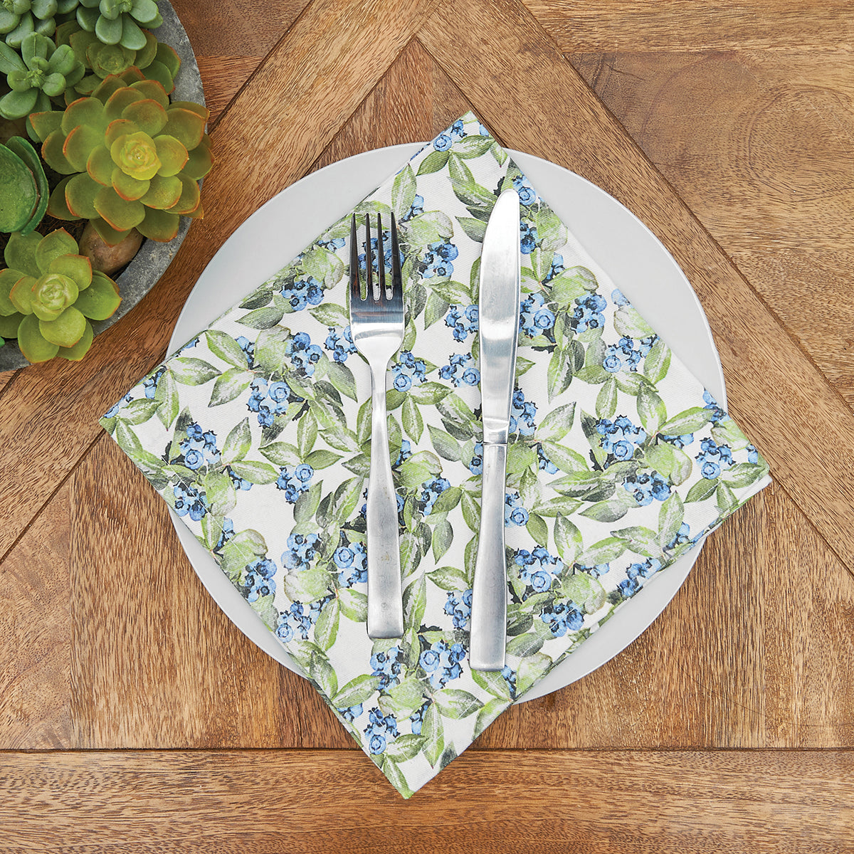Lakeside Blueberry Table Linens