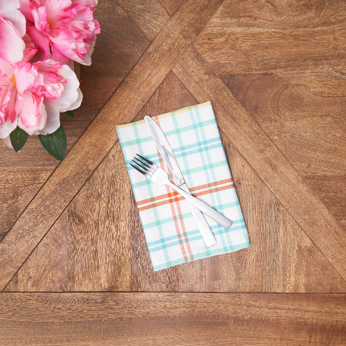 Bunny Trail Plaid Table Linens