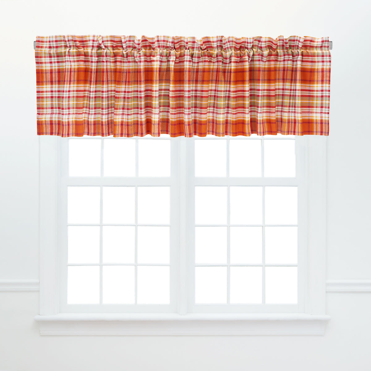 Briar Plaid Valance