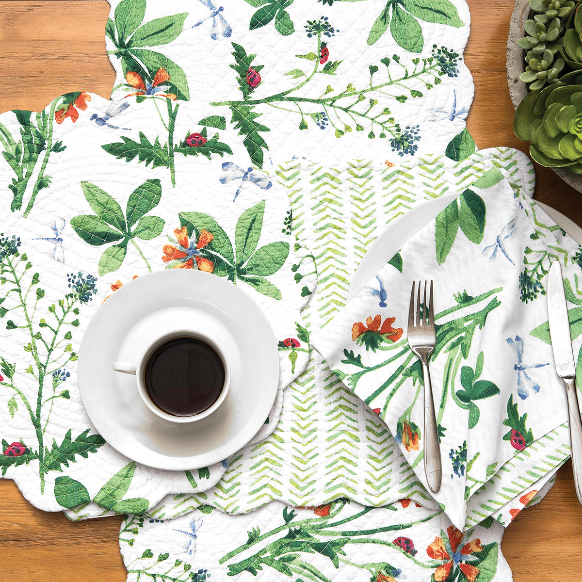 Clover Bug Table Linens