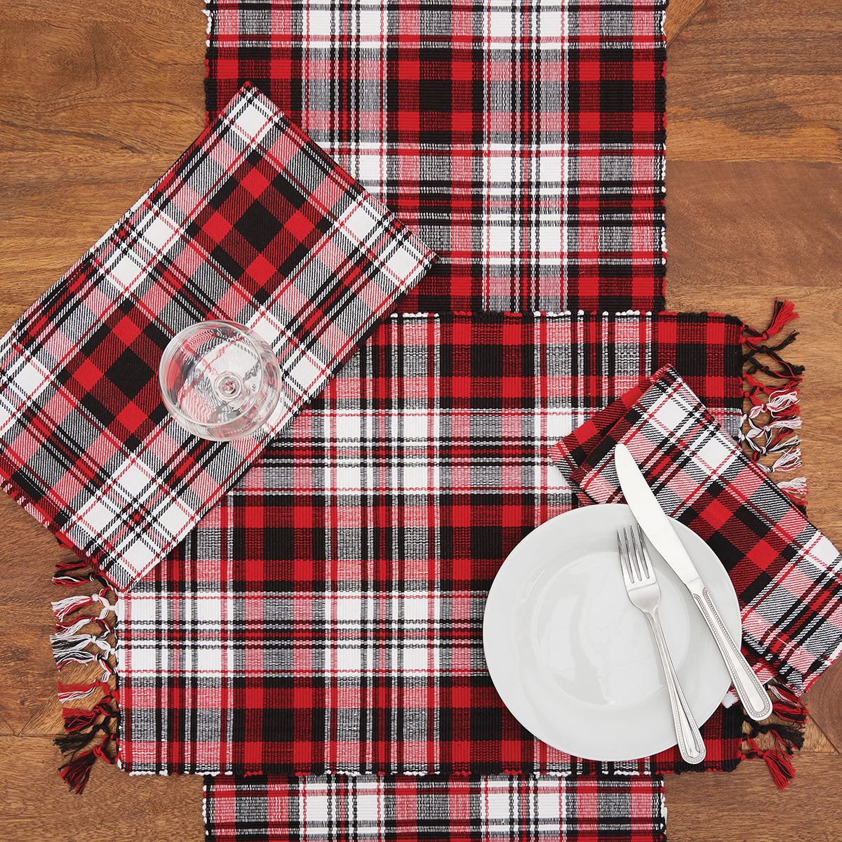 Fireside Plaid Table Linens