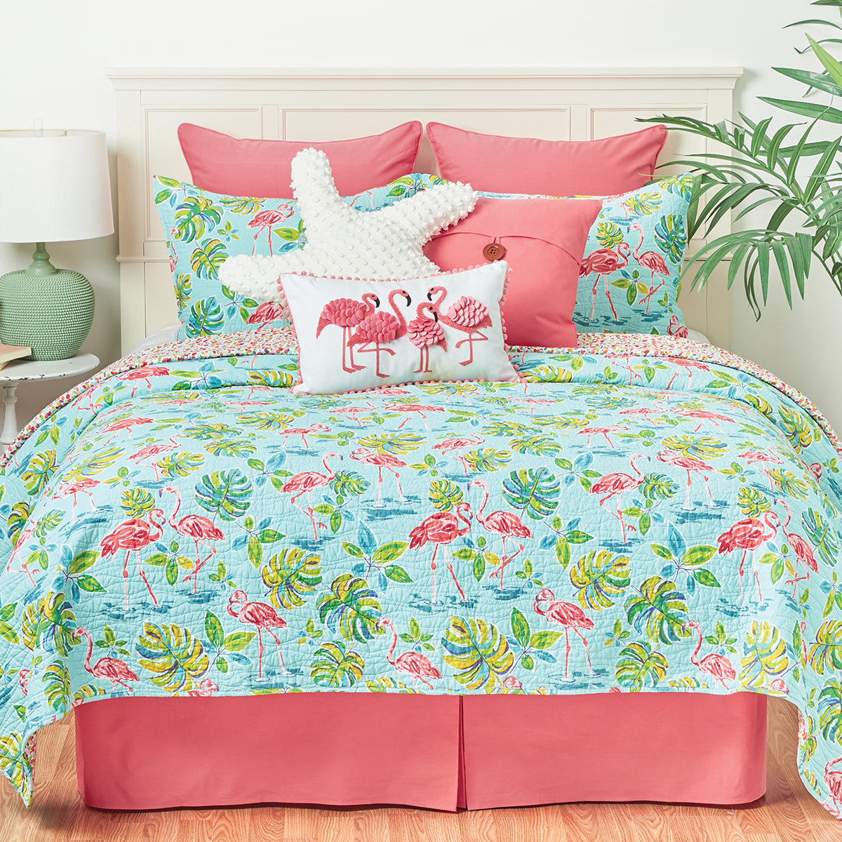 Flamingo Garden Quilt Set