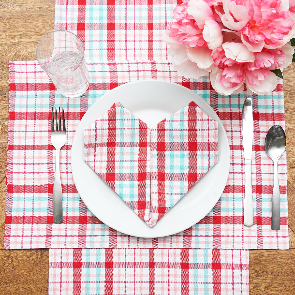 Love Struck Plaid Table Linens