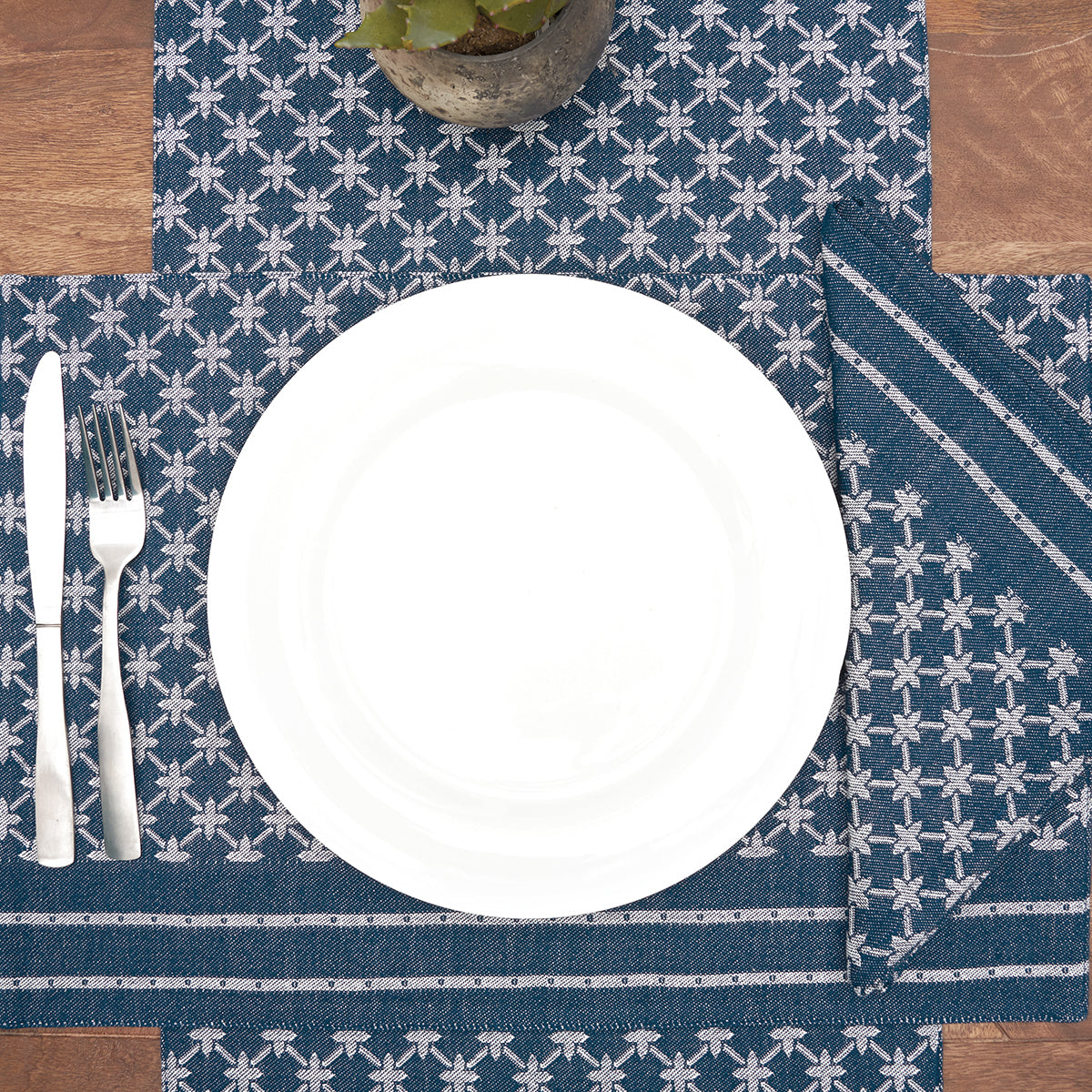 Markle Jacquard Table Linens