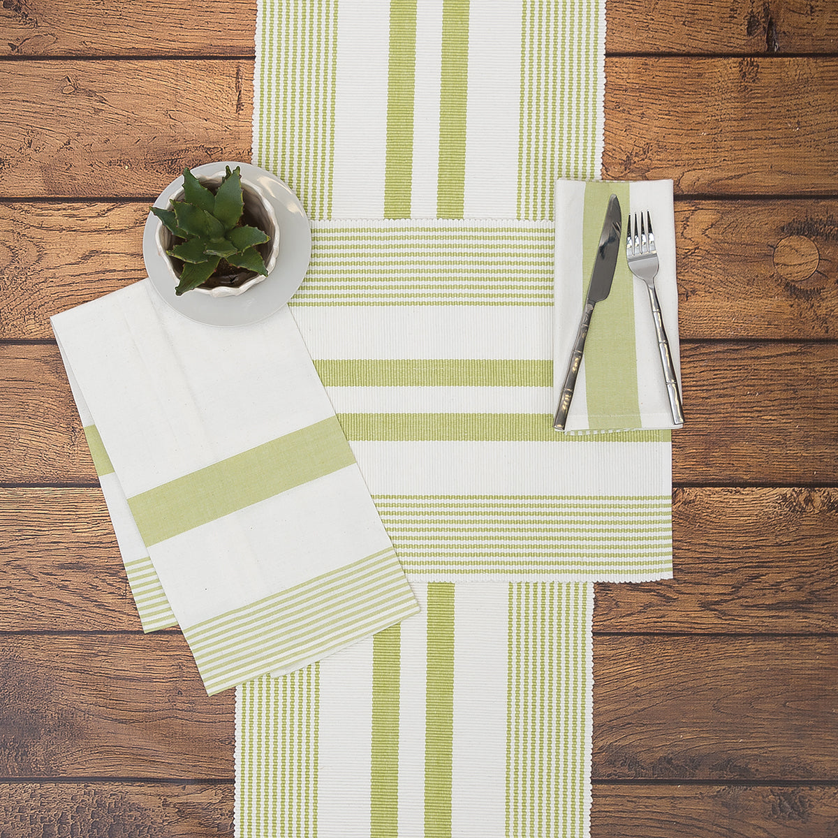 Peridot & White Table Linens