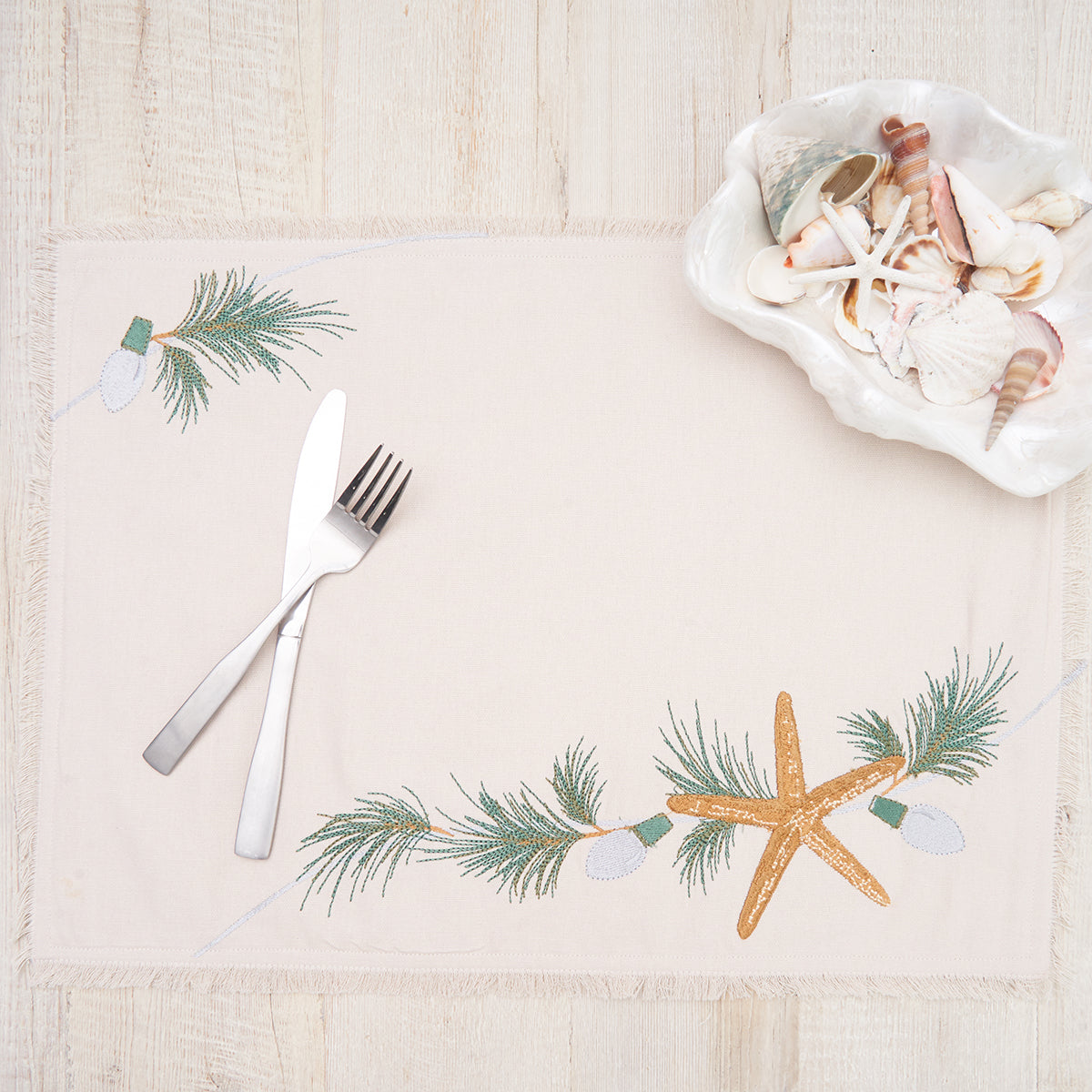 Holiday Sea Star Table Linens