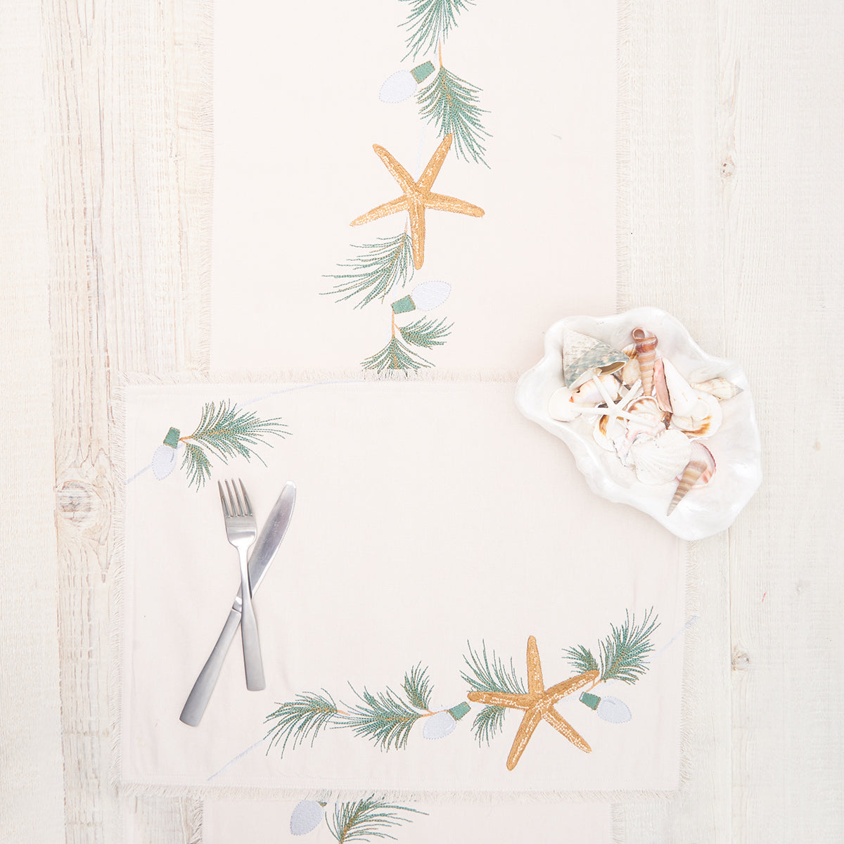 Holiday Sea Star Table Linens