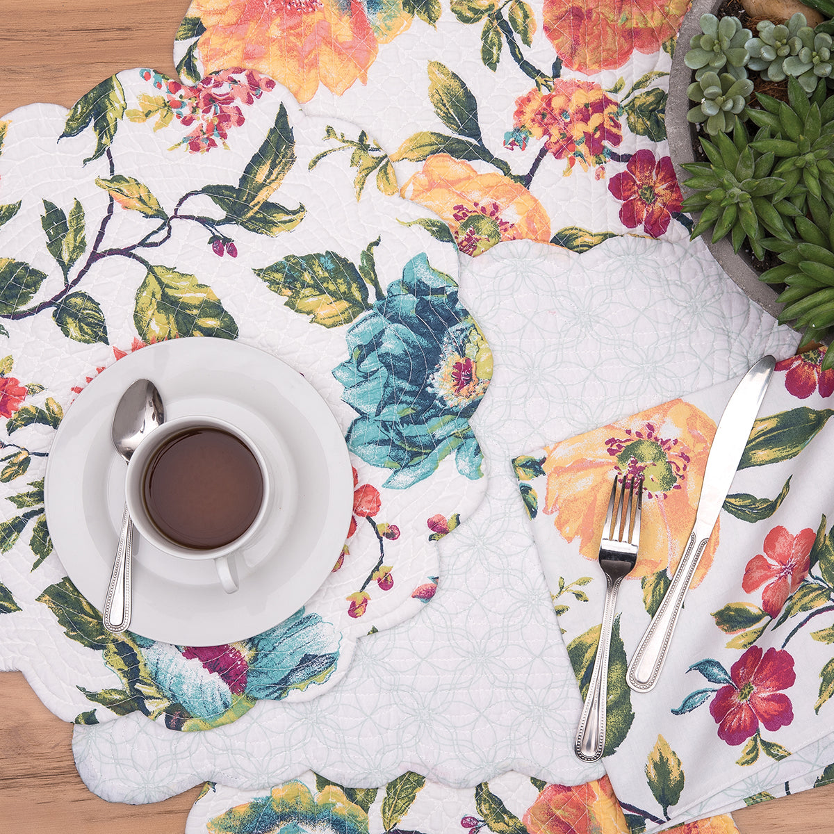 Summer Table Linens