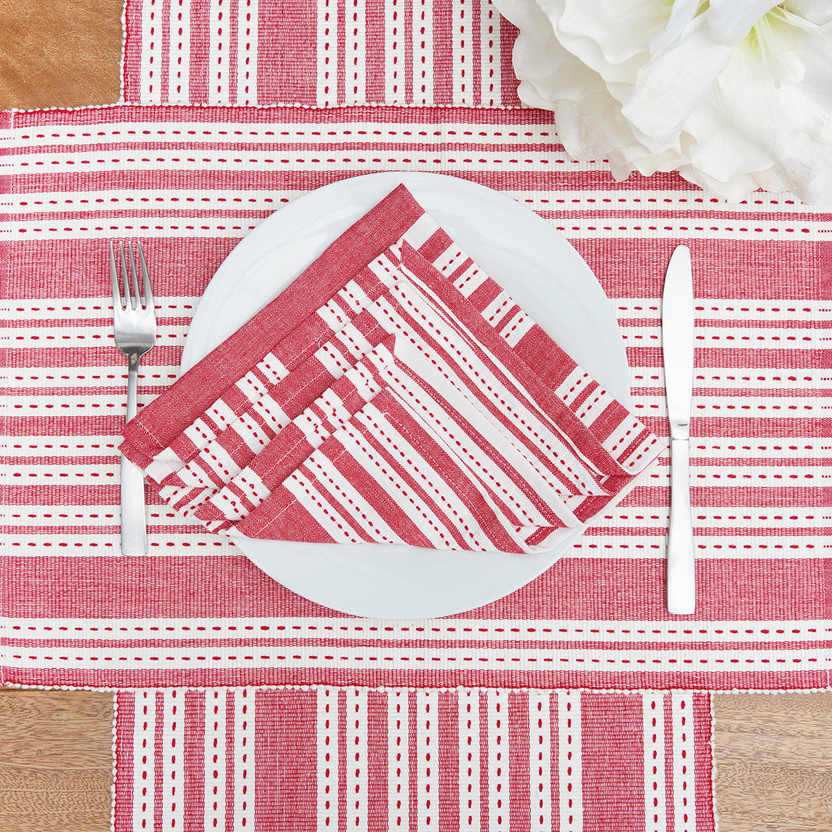 Warner Table Linens